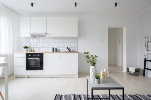 Bathroom & Kitchen